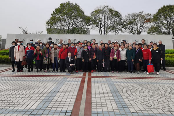 相約在浪漫春色里，蜂奧等您來！